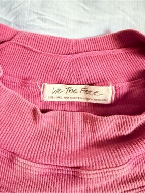 We The Free Bright Pink Ribbed Crew Sweater
